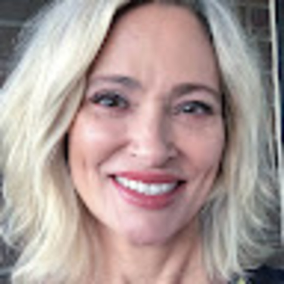 Meet your Posher, Kate - Picture 1 of 1